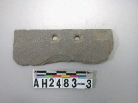 藏品(長方形帶穿石刀殘件)的圖片